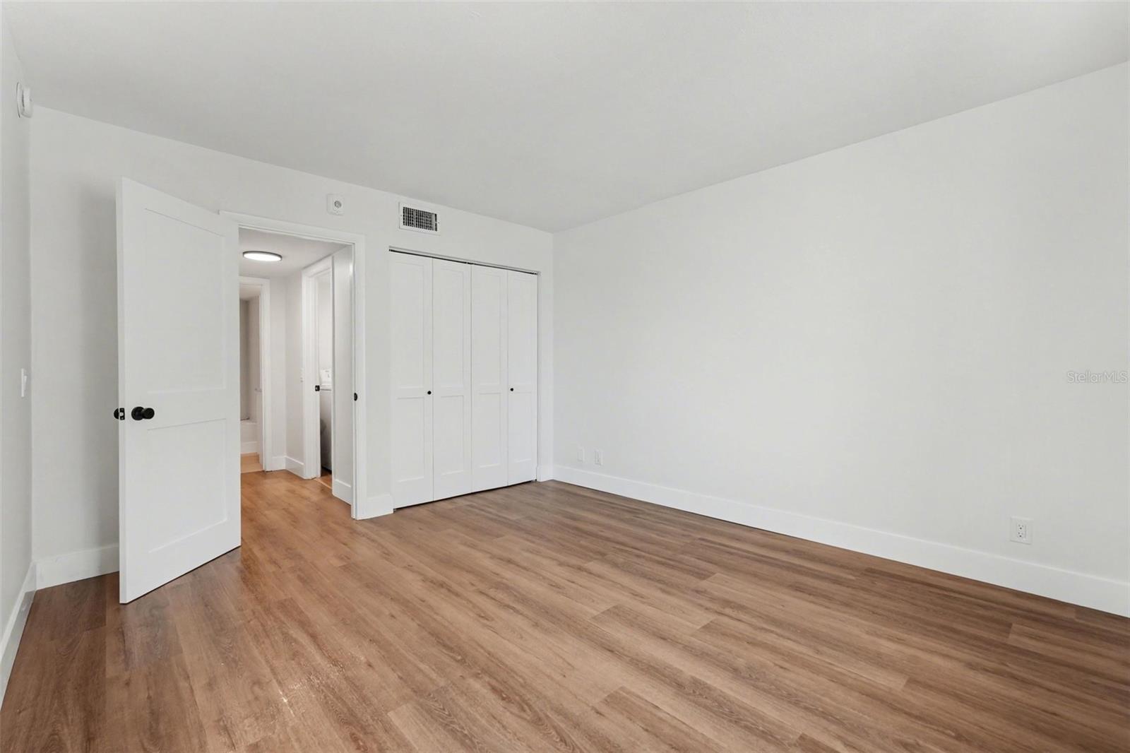 Image 18 of 35 For 5541 Puerta Del Sol Boulevard S 314