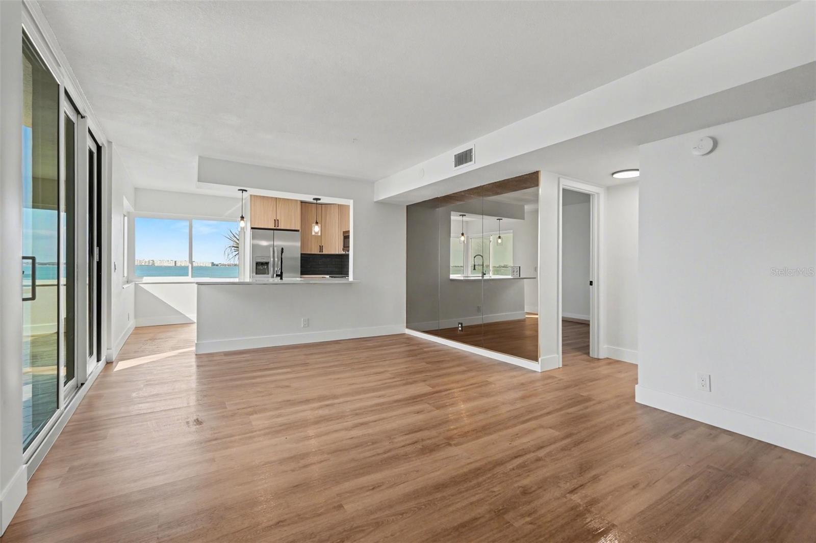 Image 6 of 35 For 5541 Puerta Del Sol Boulevard S 314