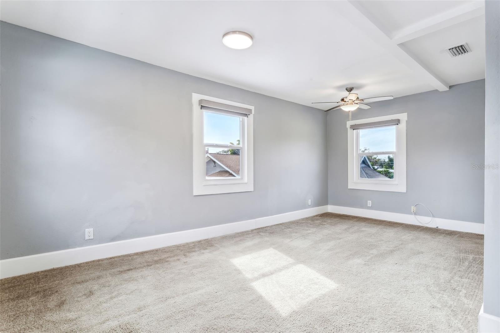 Image 19 of 25 For 1159 35th Avenue N