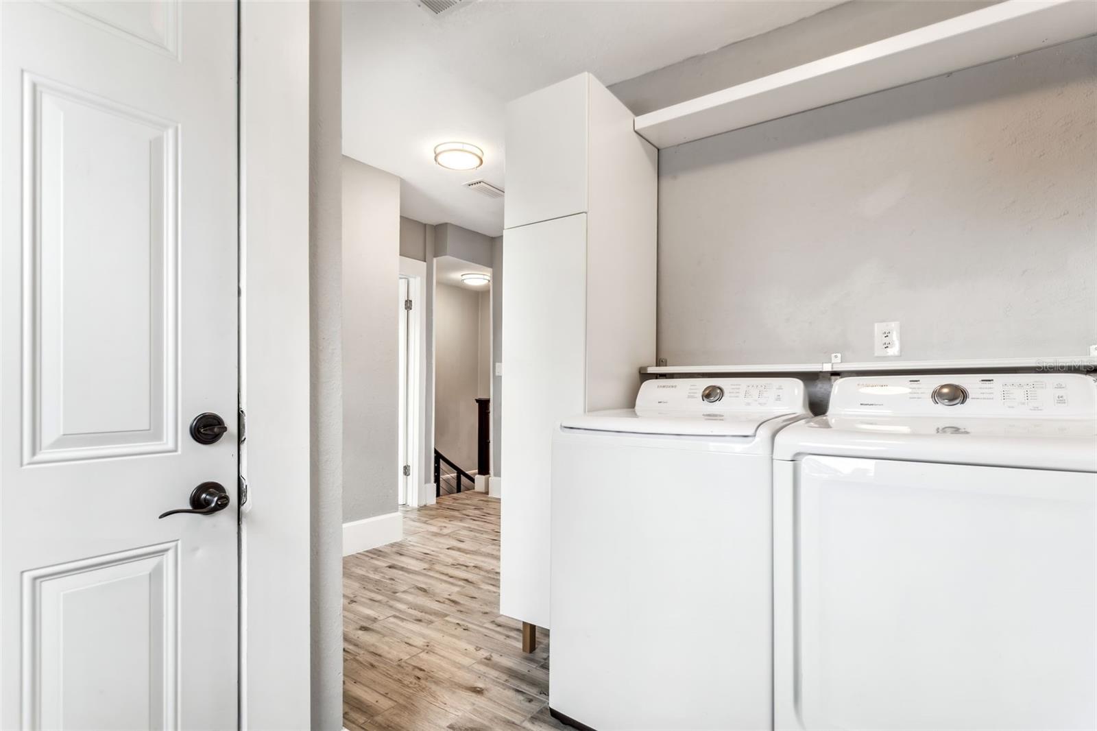 Image 22 of 25 For 1159 35th Avenue N