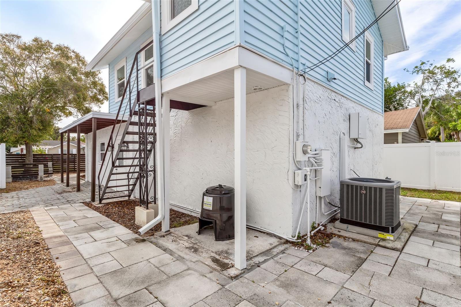 Image 24 of 25 For 1159 35th Avenue N