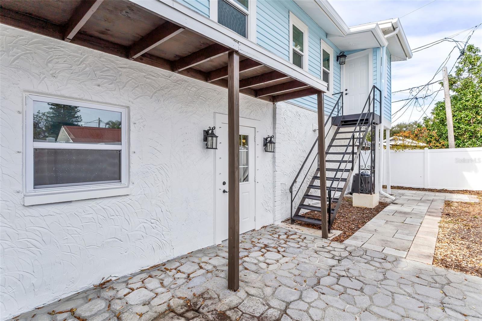 Image 5 of 25 For 1159 35th Avenue N