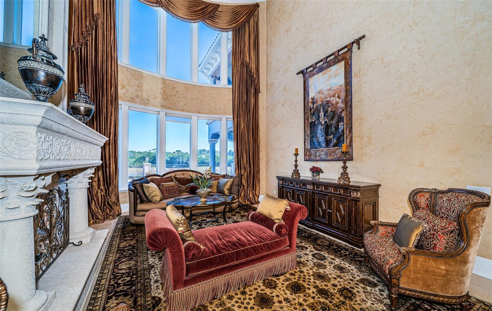 Image 11 of 90 For 9209 Silverthorn Road