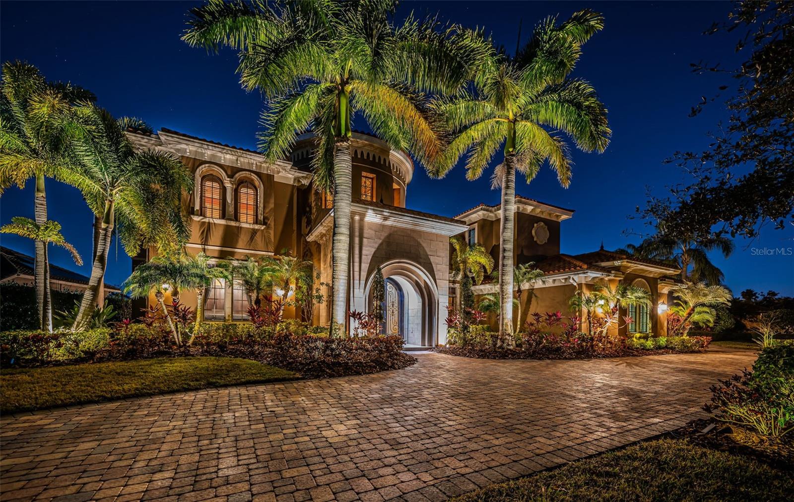 Image 2 of 90 For 9209 Silverthorn Road