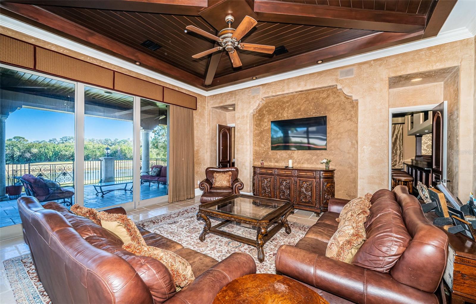 Image 20 of 90 For 9209 Silverthorn Road