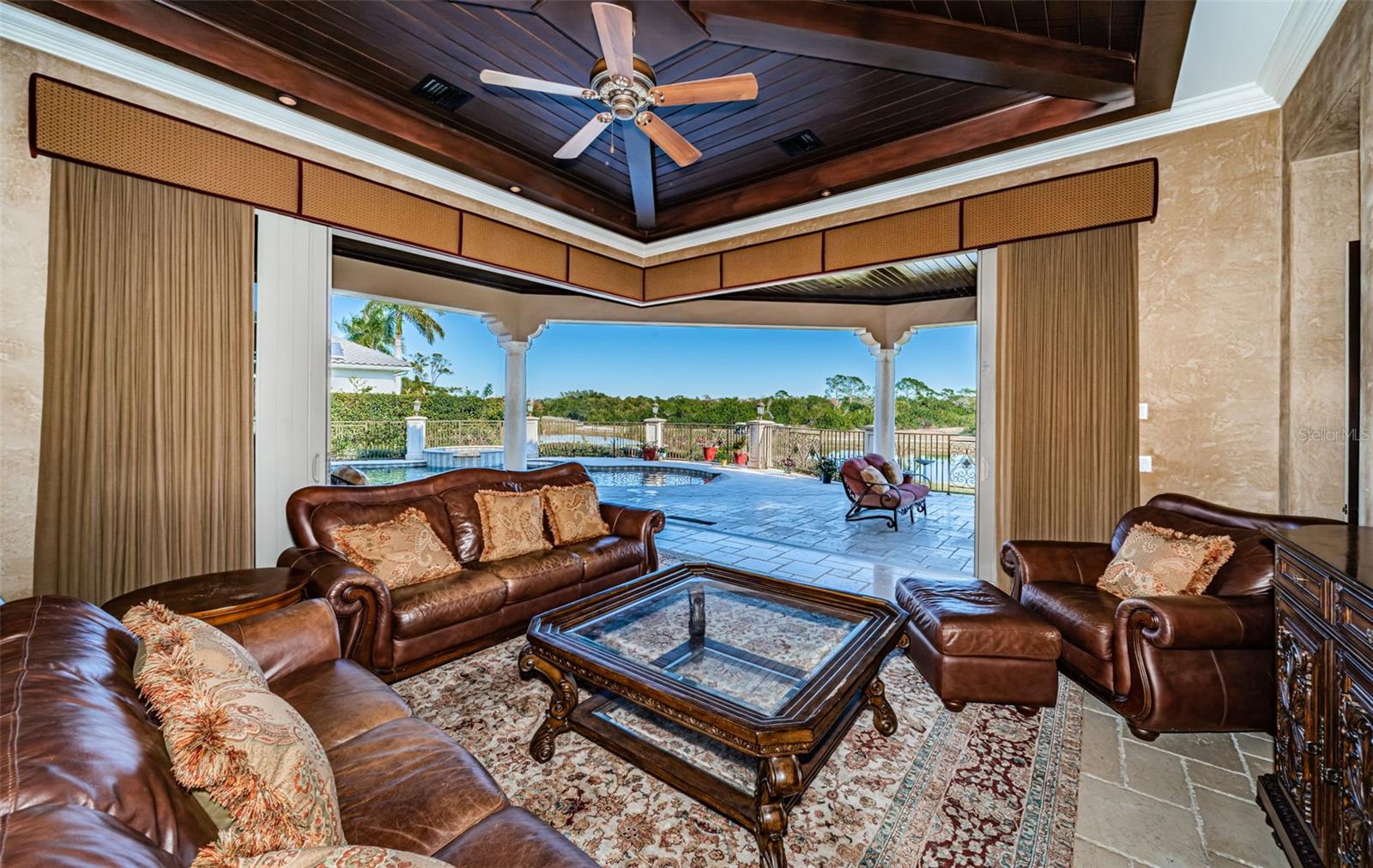 Image 22 of 90 For 9209 Silverthorn Road