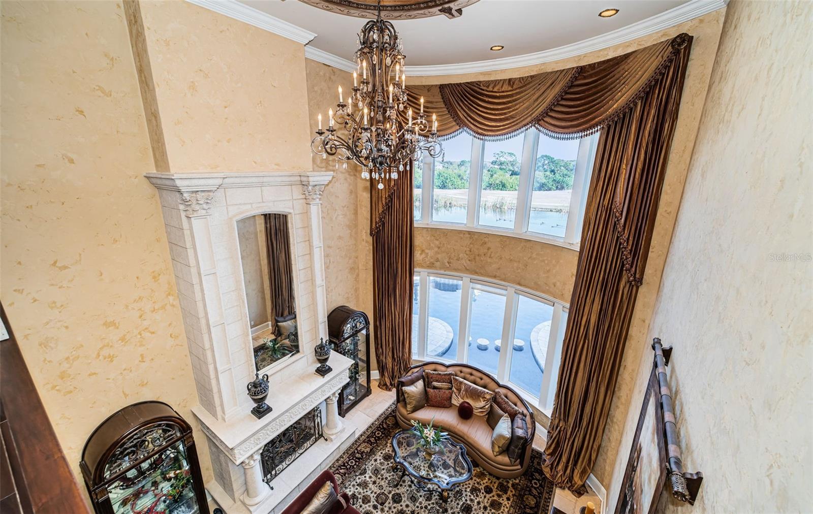 Image 37 of 90 For 9209 Silverthorn Road