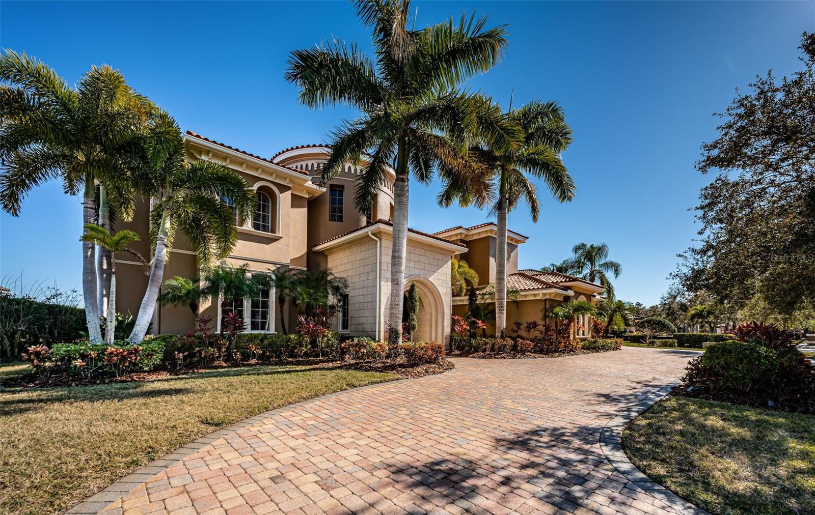 Image 5 of 90 For 9209 Silverthorn Road