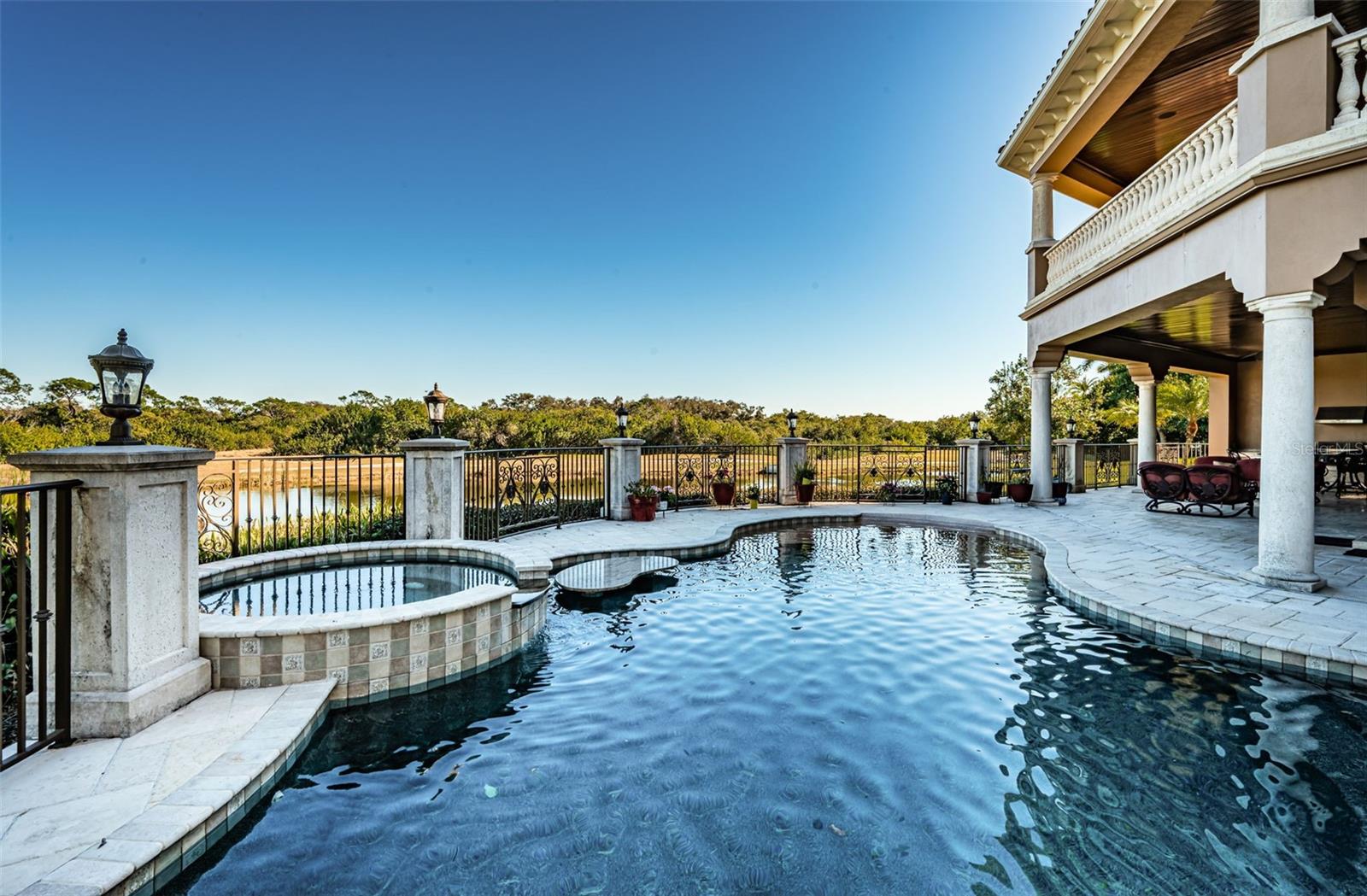 Image 73 of 90 For 9209 Silverthorn Road