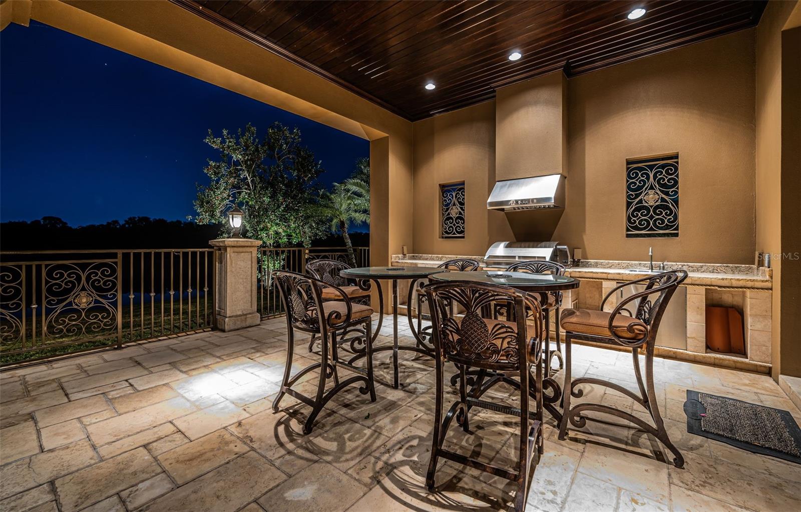 Image 75 of 90 For 9209 Silverthorn Road