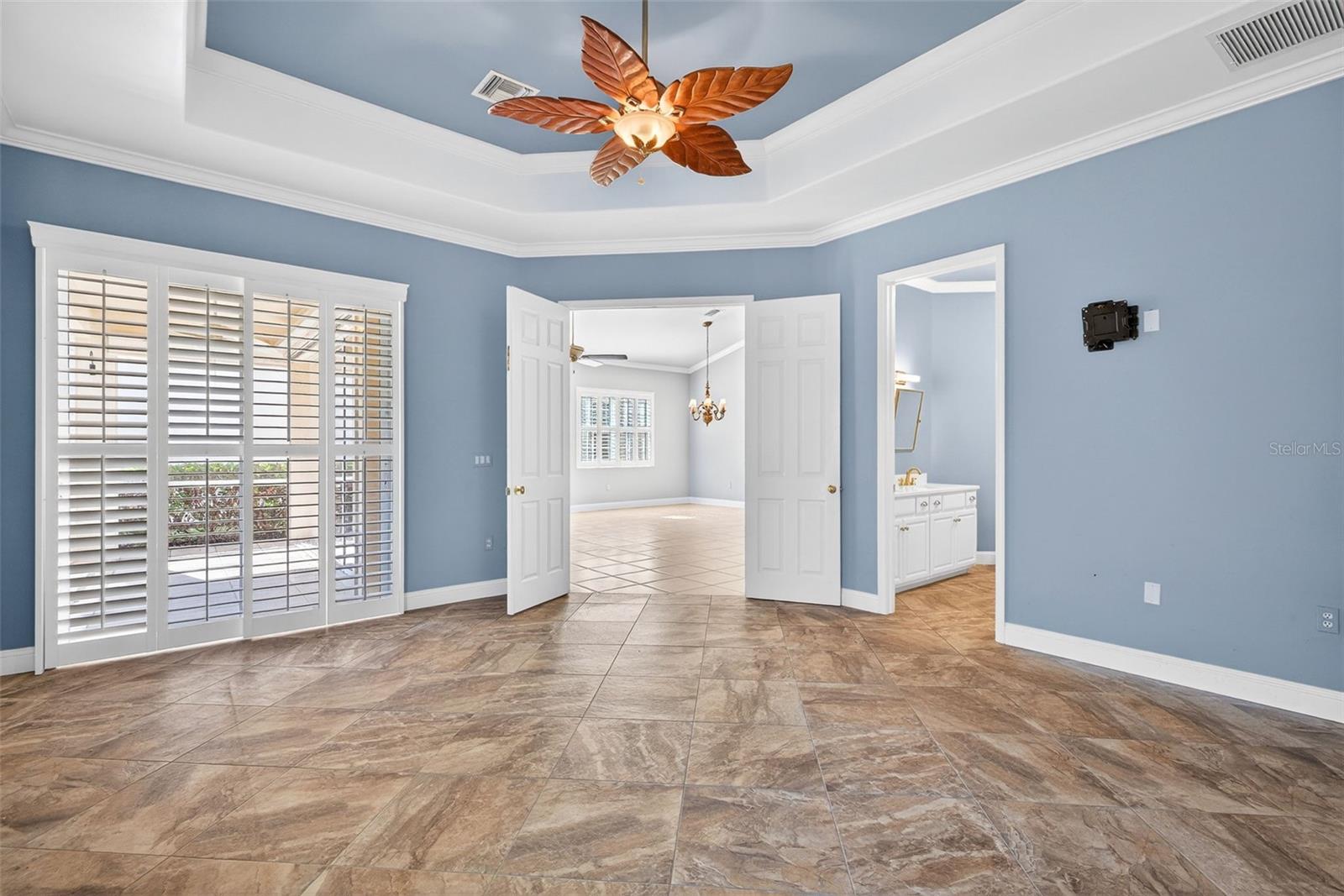 Image 27 of 45 For 15233 Cape Sable Lane