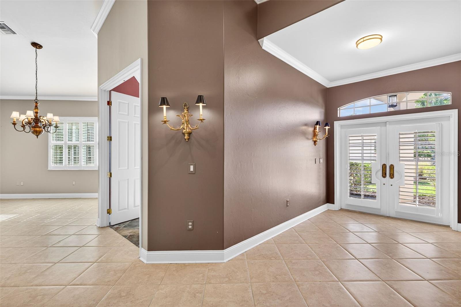 Image 8 of 45 For 15233 Cape Sable Lane