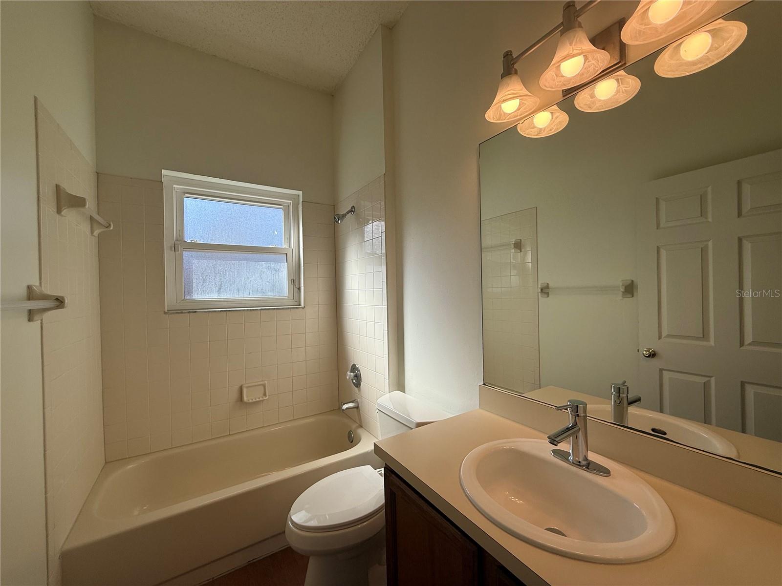 Image 18 of 23 For 5901 Erhardt Drive