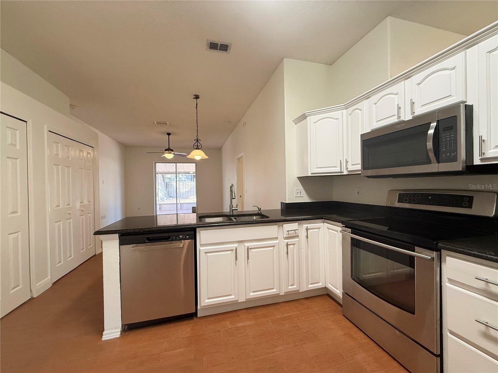 Image 8 of 23 For 5901 Erhardt Drive