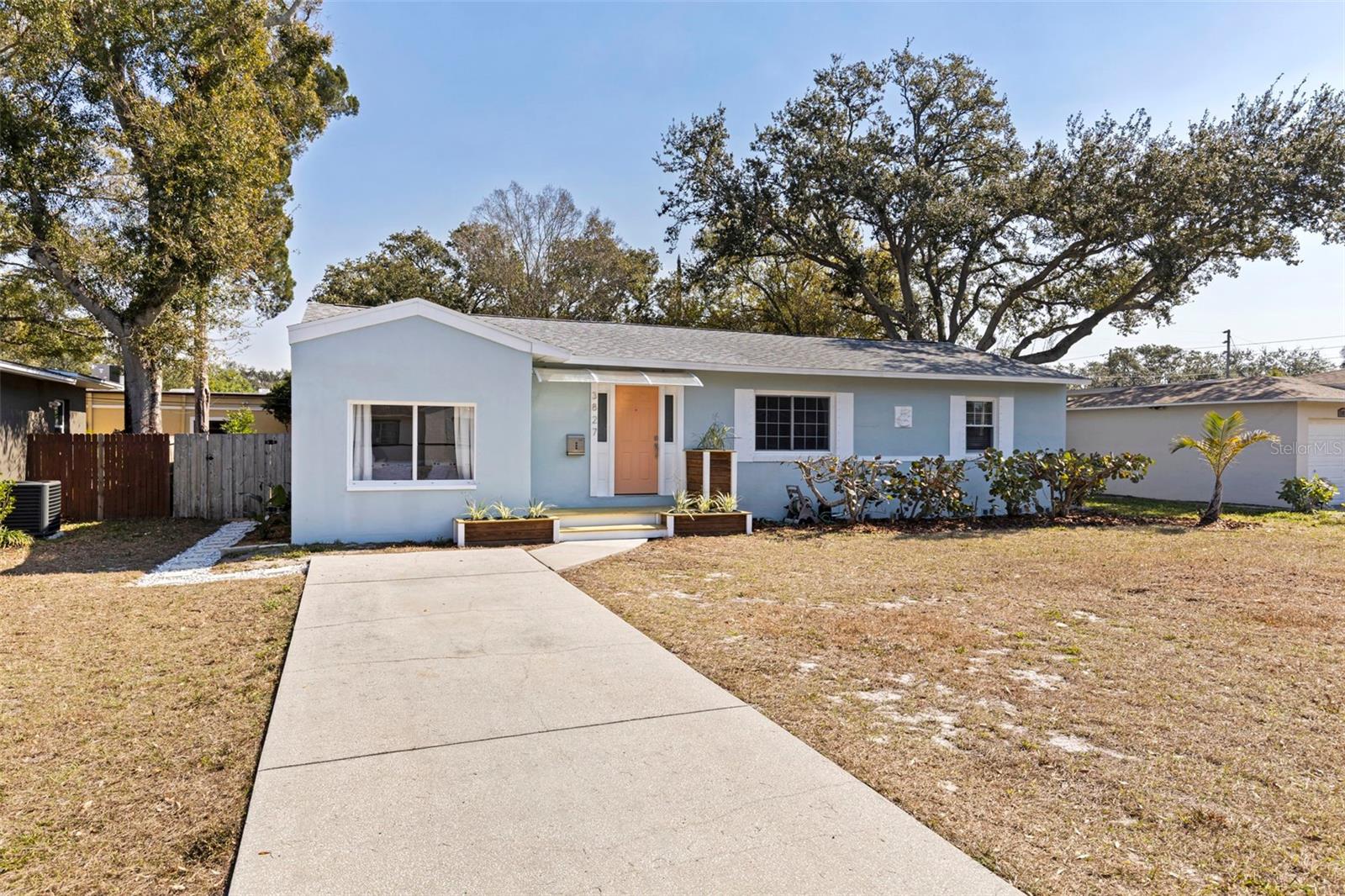 Image 2 of 30 For 3827 17th Street N