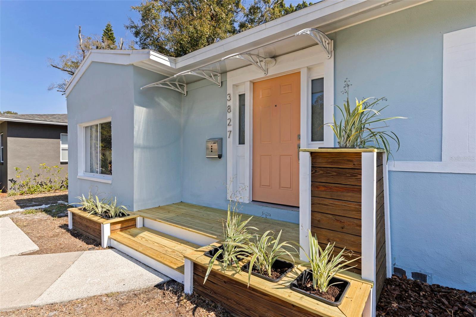 Image 3 of 30 For 3827 17th Street N