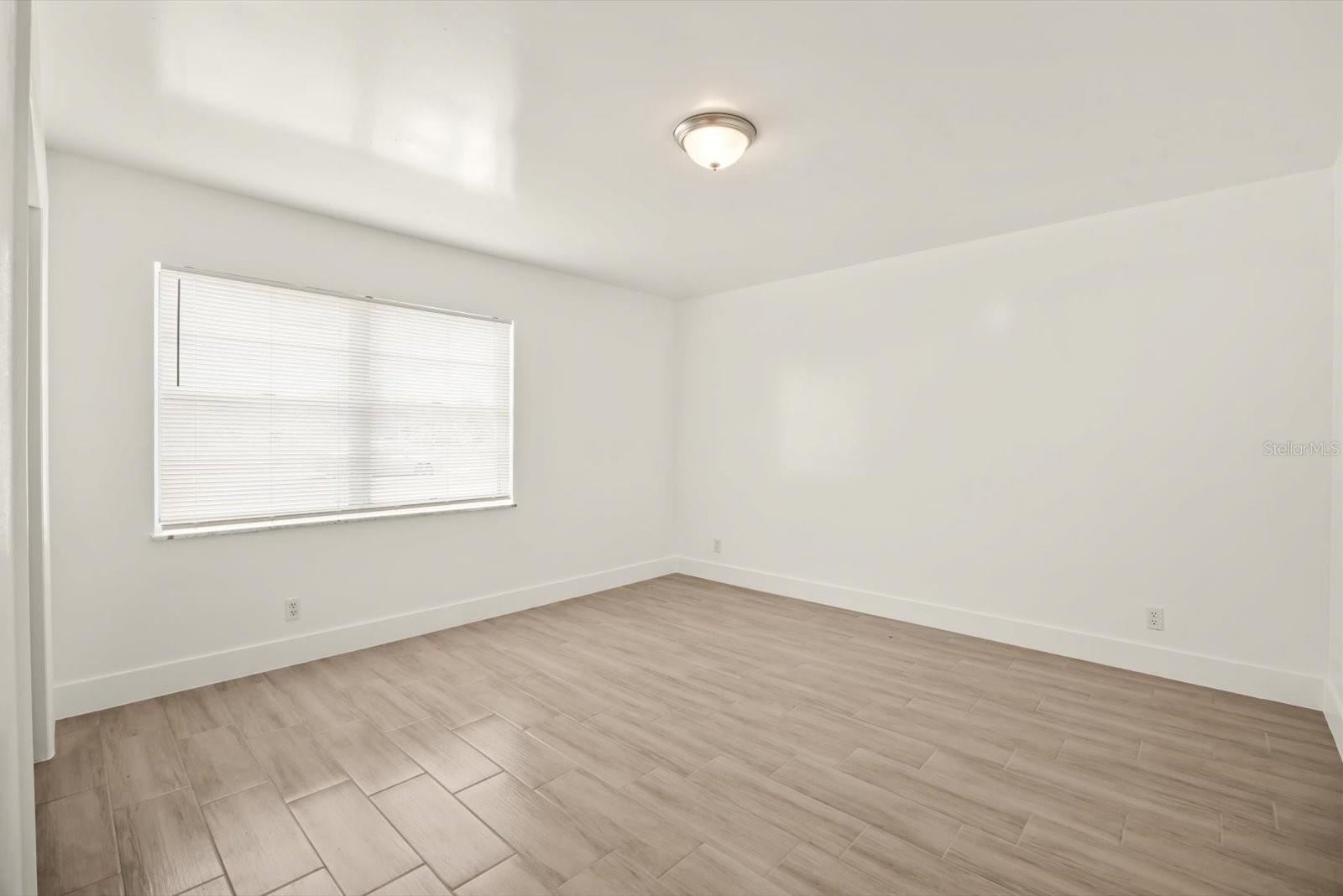 Image 15 of 33 For 31300 Us Highway 441 N