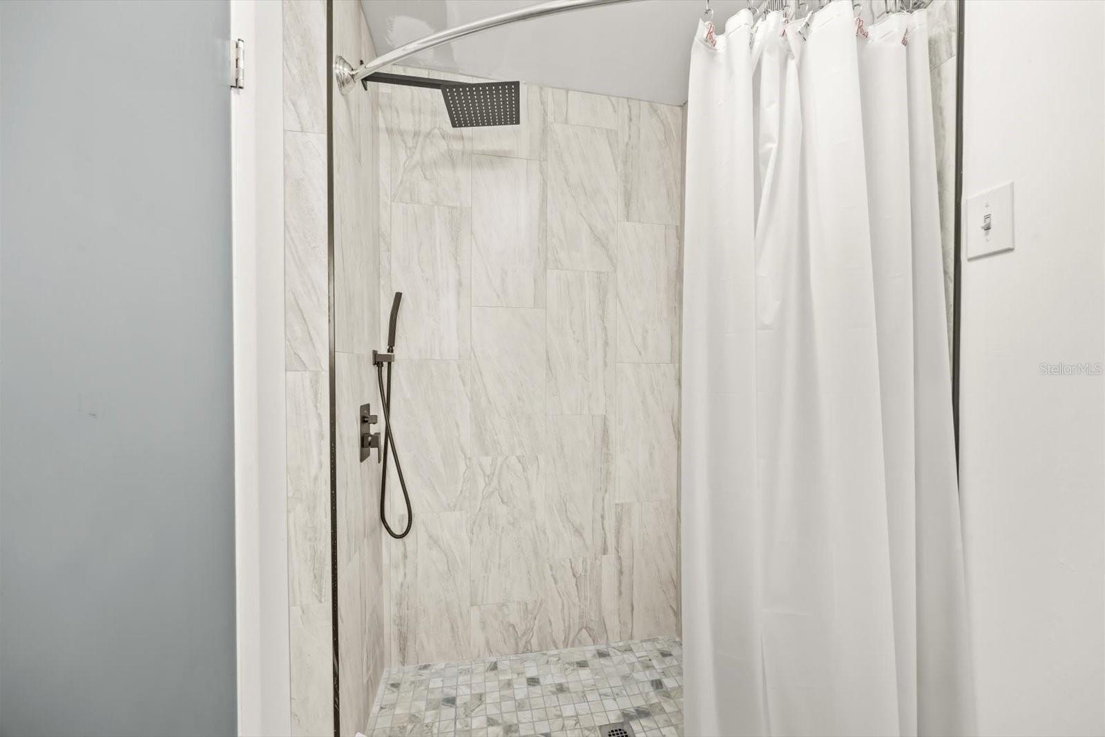 Image 22 of 33 For 31300 Us Highway 441 N