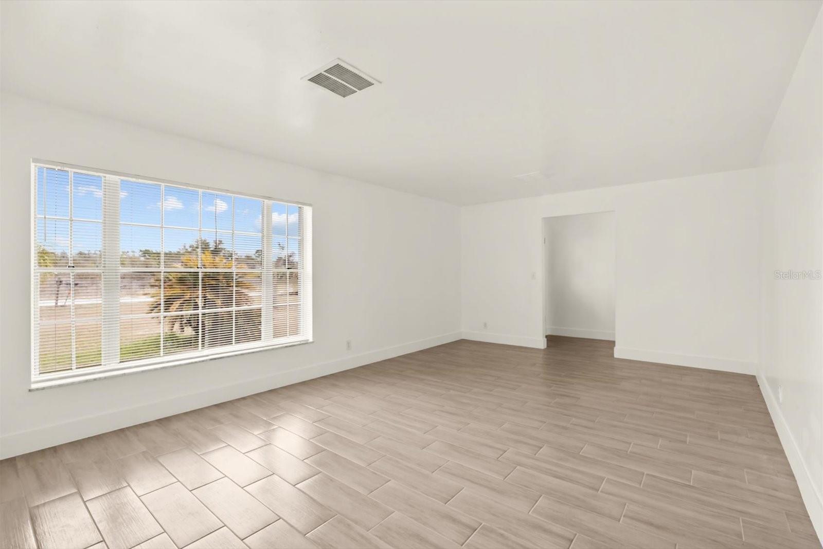 Image 6 of 33 For 31300 Us Highway 441 N