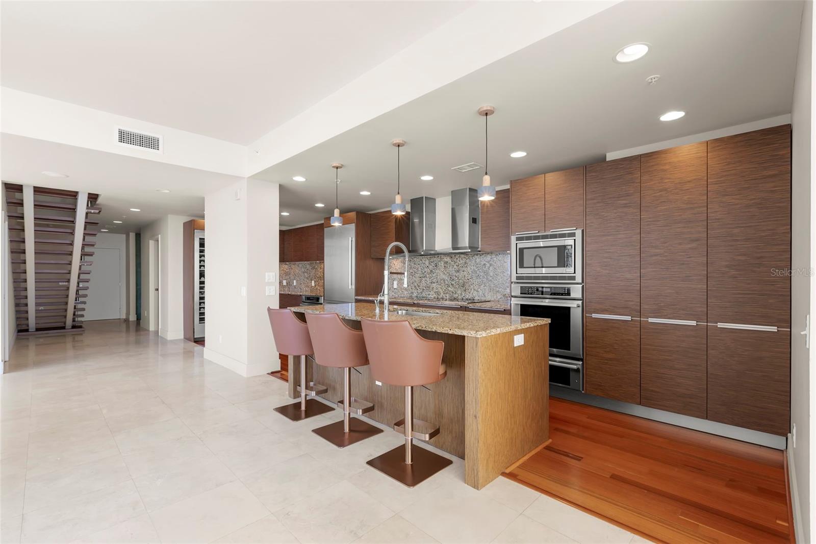 Image 24 of 82 For 175 1st Street S 1506