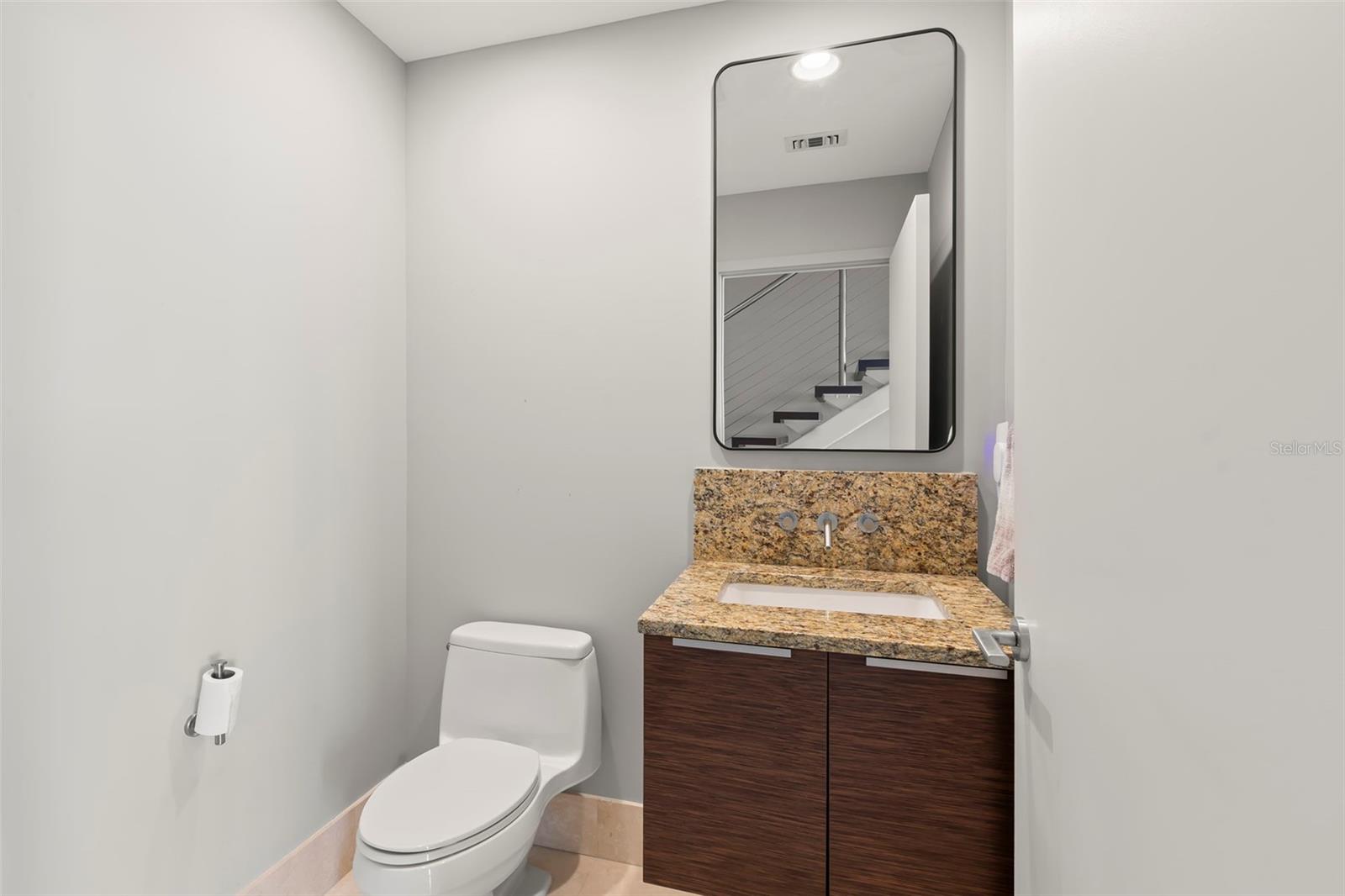 Image 25 of 82 For 175 1st Street S 1506