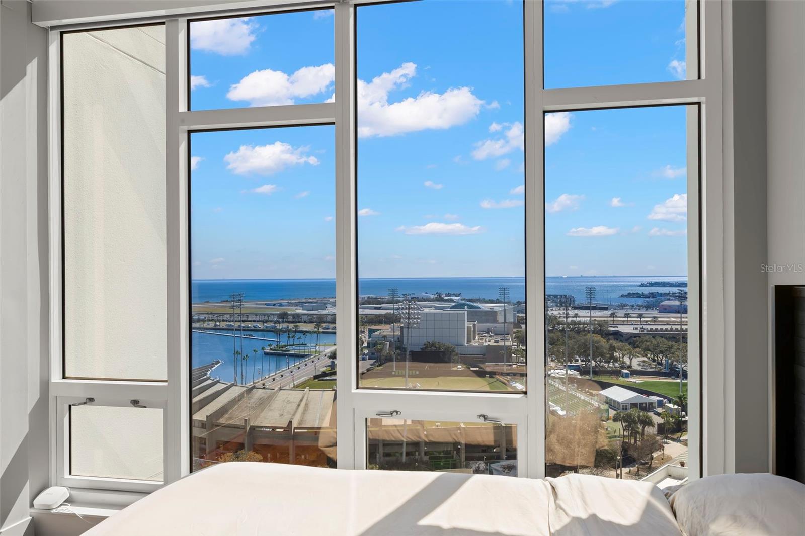 Image 27 of 82 For 175 1st Street S 1506