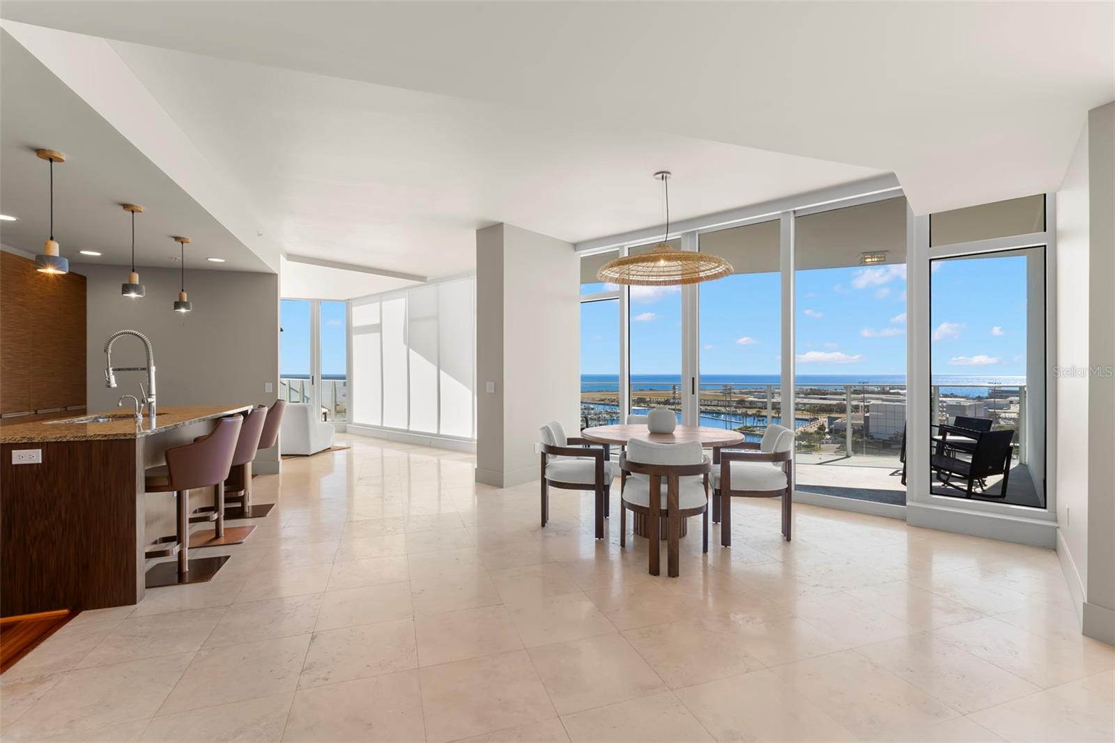 Image 3 of 82 For 175 1st Street S 1506