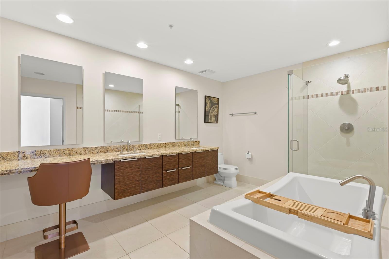 Image 30 of 82 For 175 1st Street S 1506