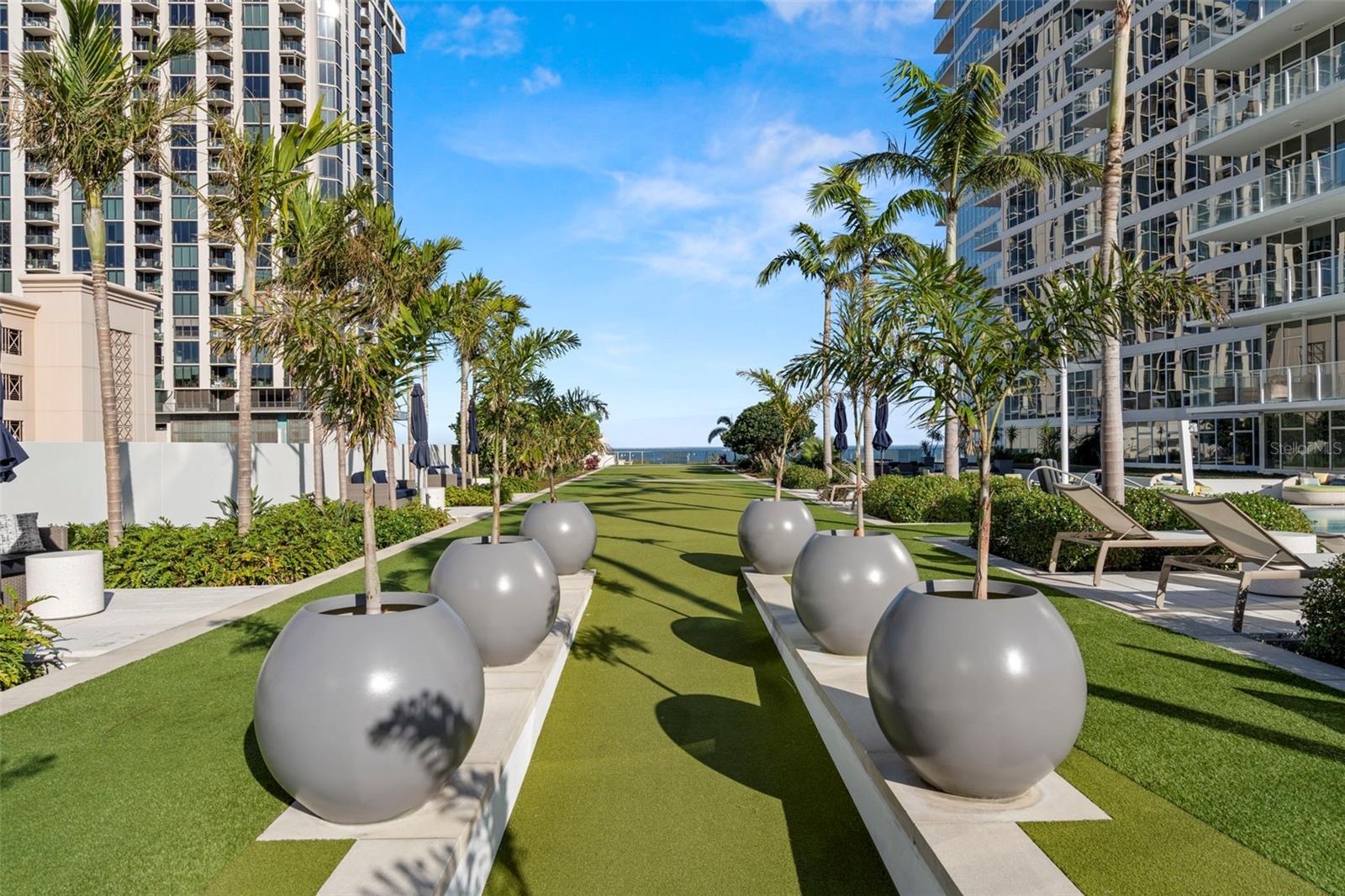 Image 68 of 82 For 175 1st Street S 1506