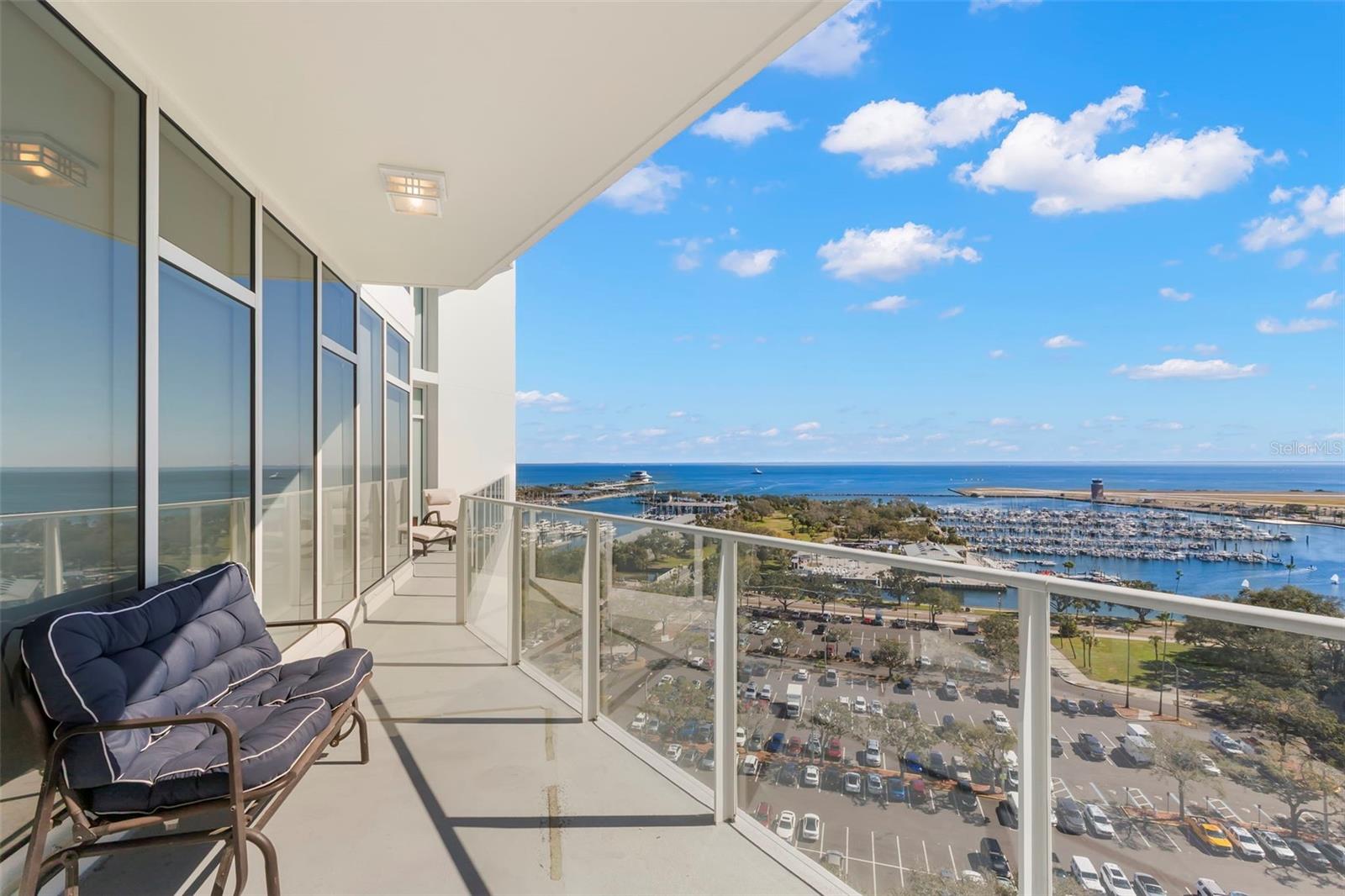 Image 7 of 82 For 175 1st Street S 1506