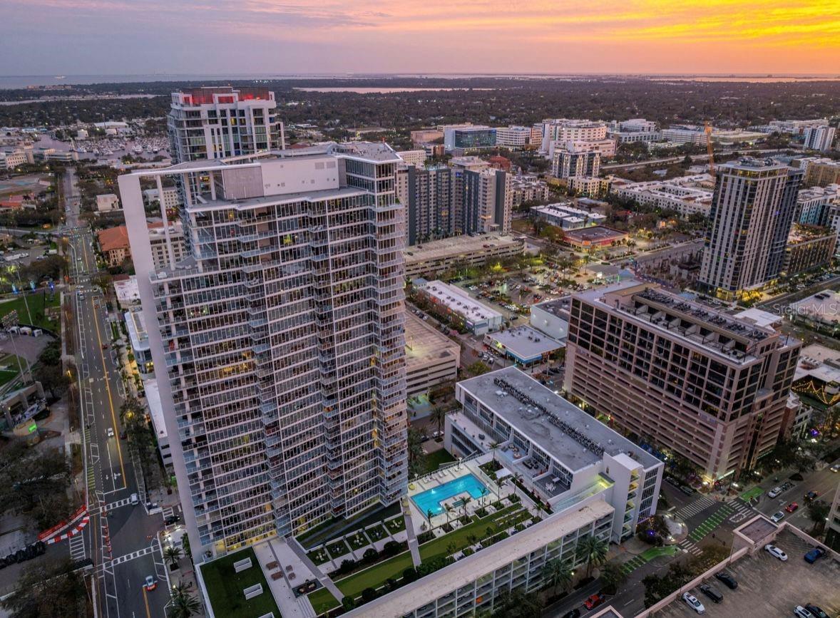 Image 76 of 82 For 175 1st Street S 1506