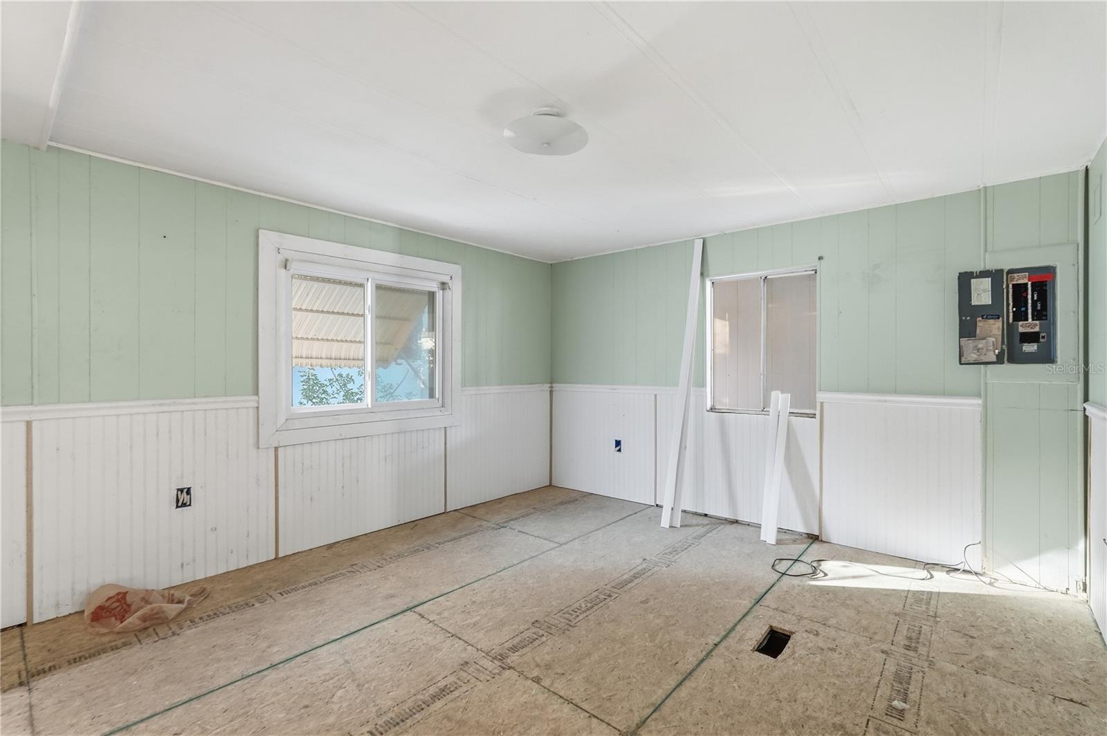 Image 11 of 20 For 4403 Tucker Square