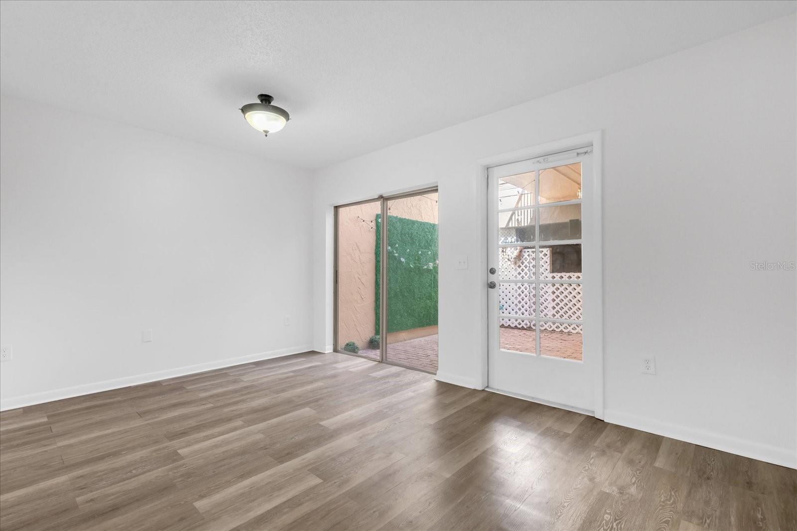 Image 11 of 30 For 4405 Vieux Carre Circle 46