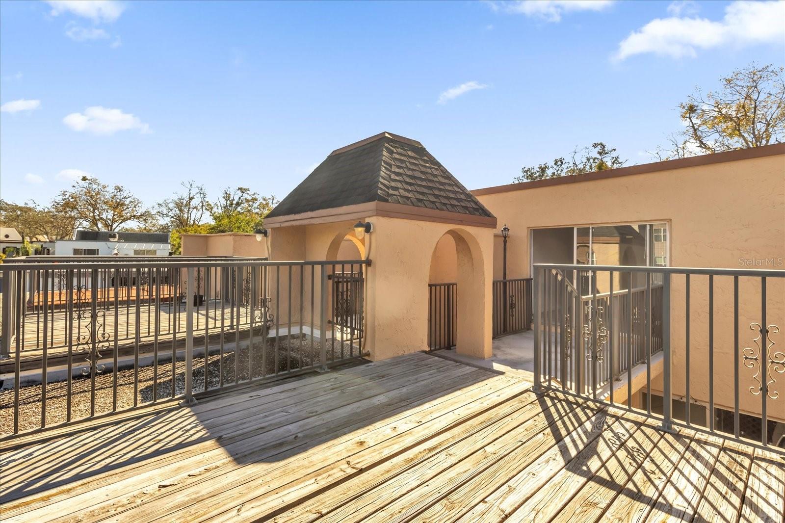 Image 24 of 30 For 4405 Vieux Carre Circle 46