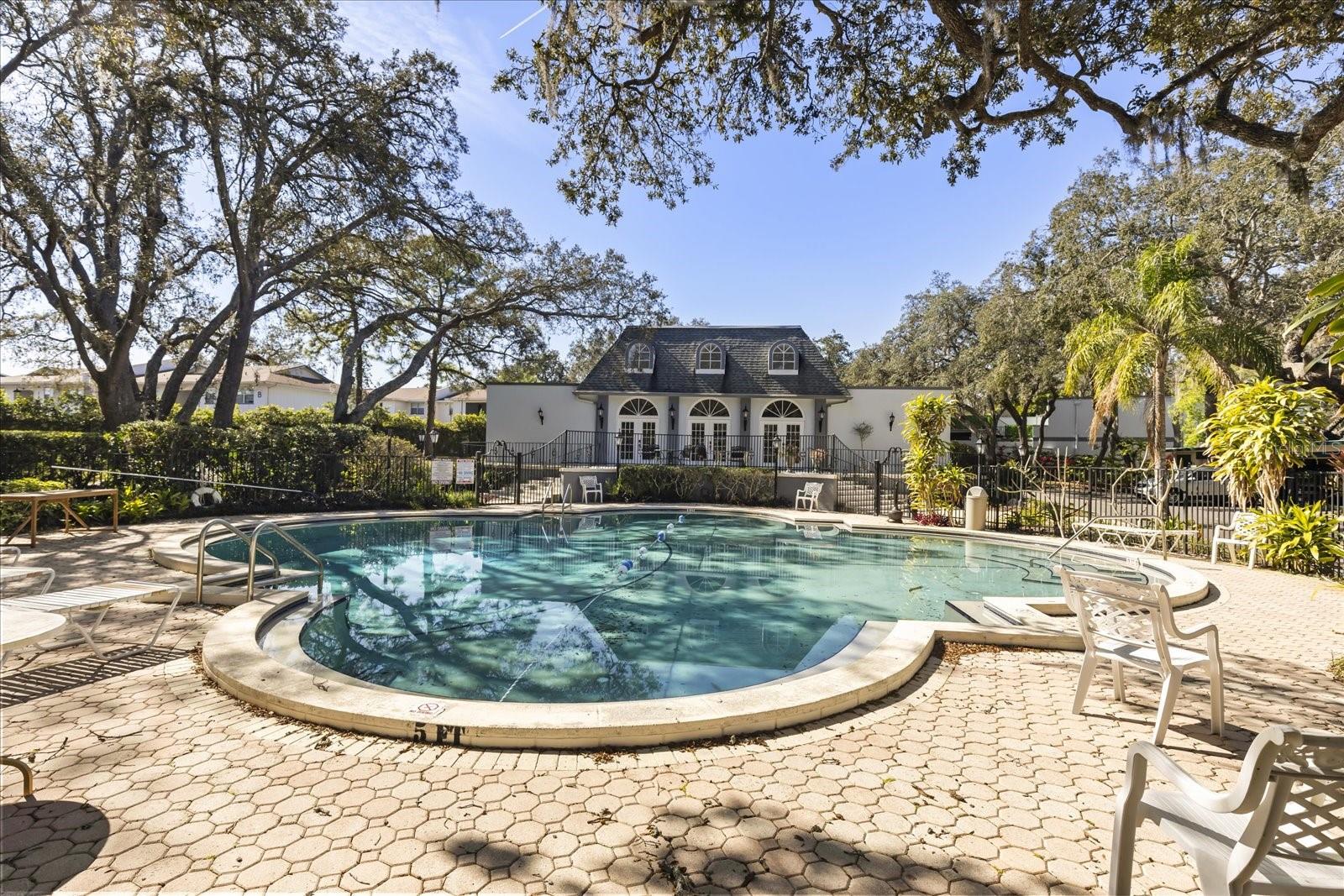 Image 25 of 30 For 4405 Vieux Carre Circle 46