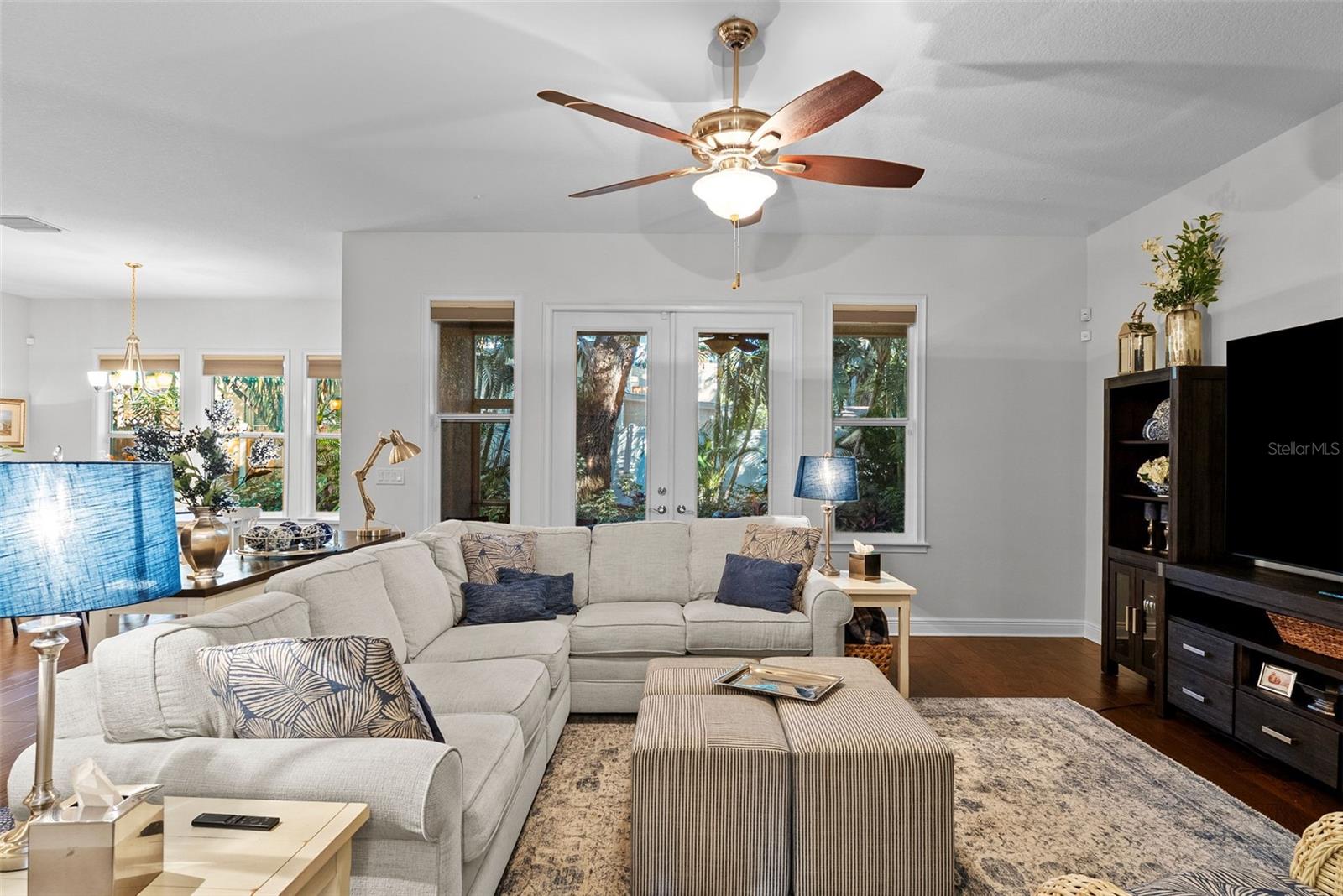 Image 10 of 53 For 1504 Obrapia Street