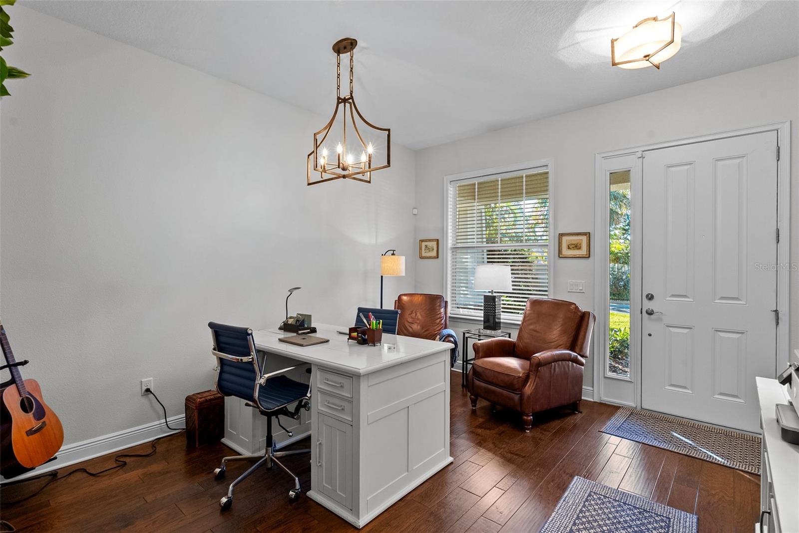 Image 8 of 53 For 1504 Obrapia Street