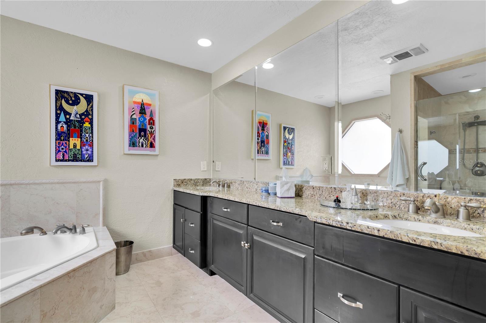 Image 24 of 69 For 633 Soundview Drive