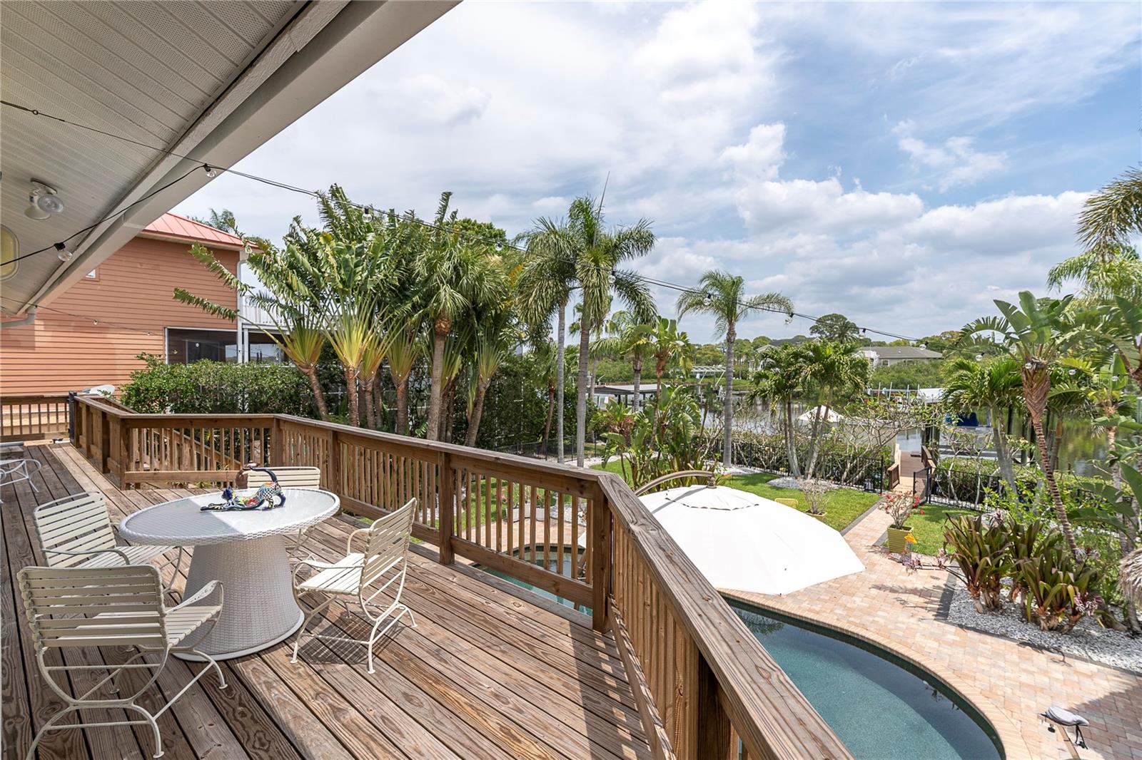 Image 27 of 69 For 633 Soundview Drive