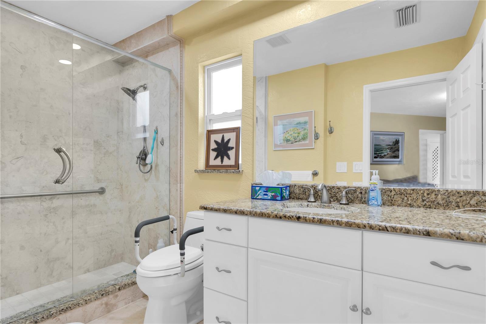 Image 32 of 69 For 633 Soundview Drive