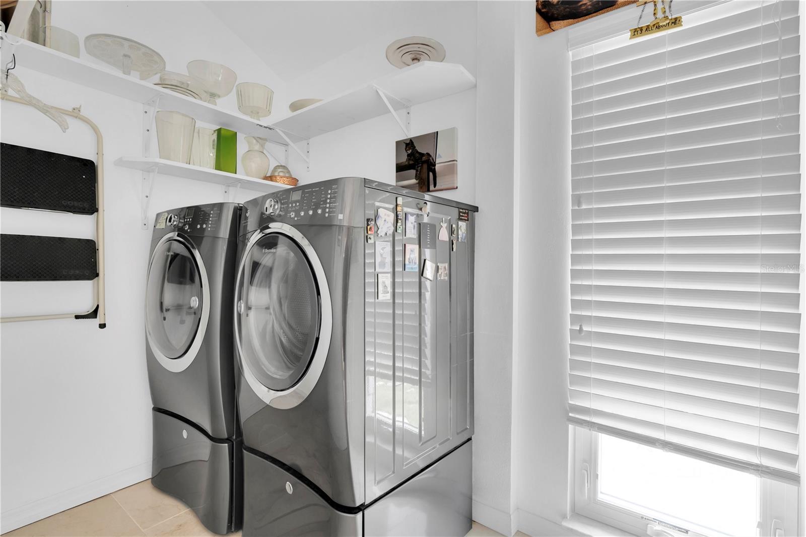 Image 34 of 69 For 633 Soundview Drive