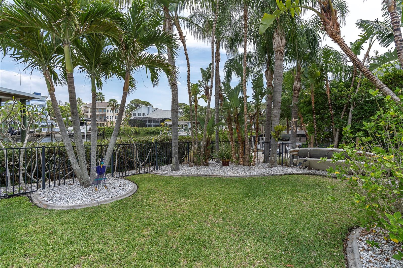 Image 49 of 69 For 633 Soundview Drive