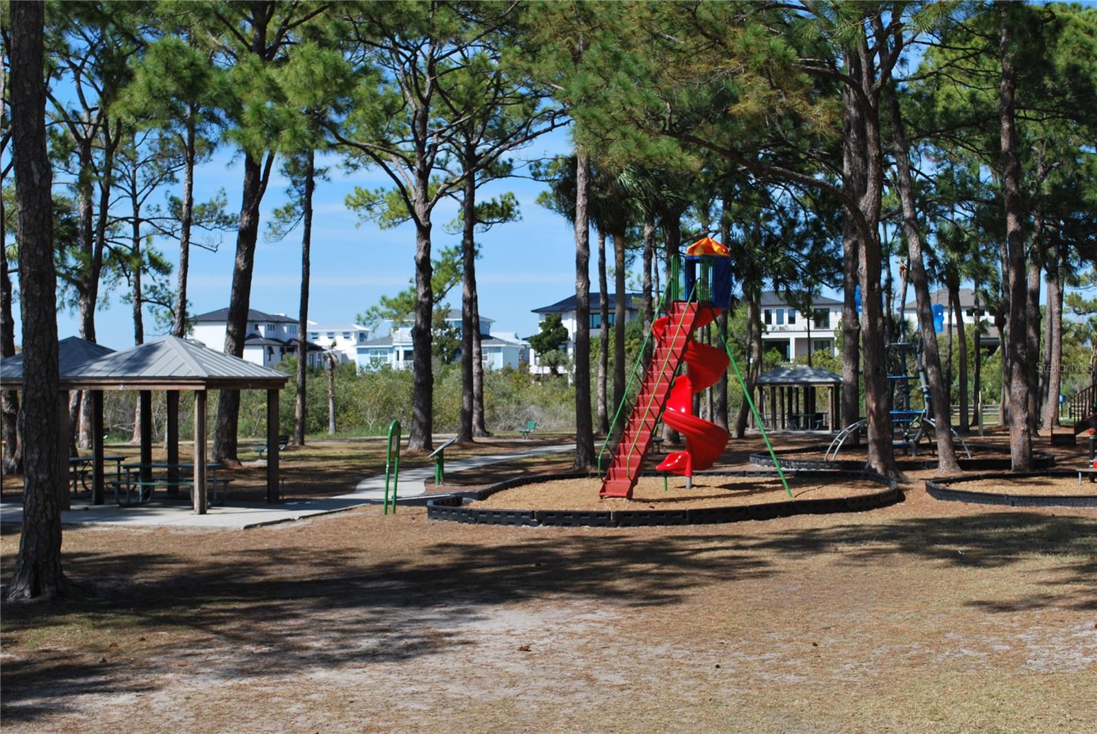 Image 62 of 69 For 633 Soundview Drive