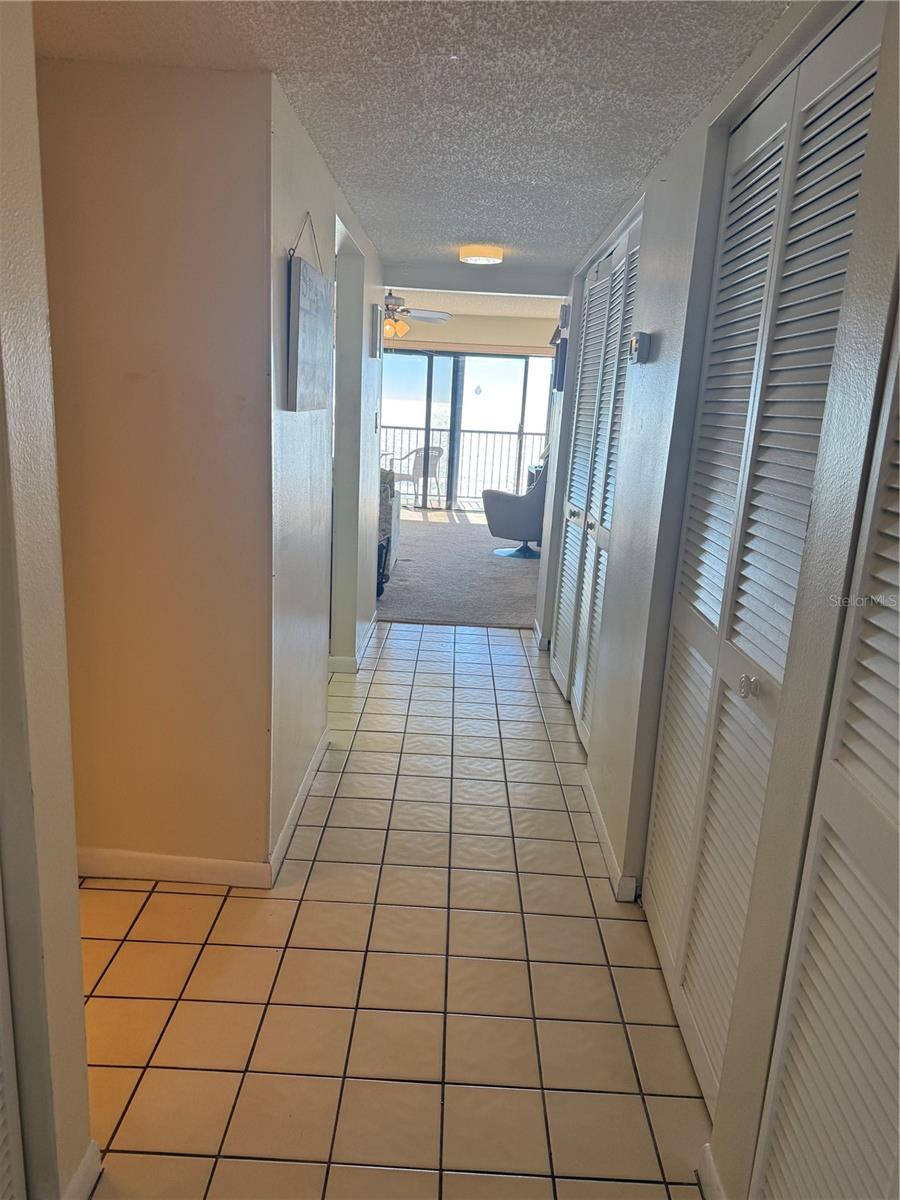 Image 13 of 35 For 14950 Gulf Boulevard 805