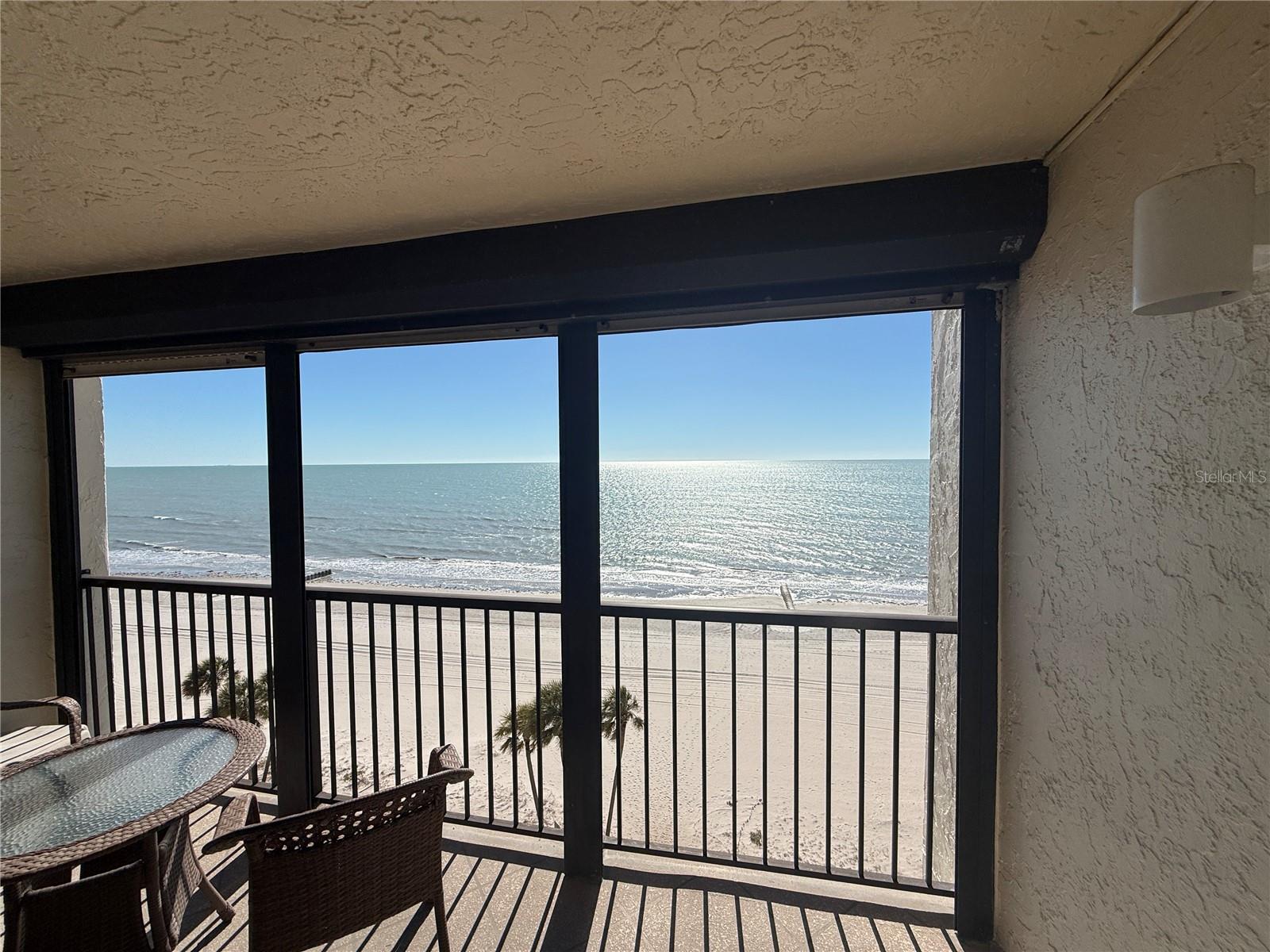 Image 28 of 35 For 14950 Gulf Boulevard 805