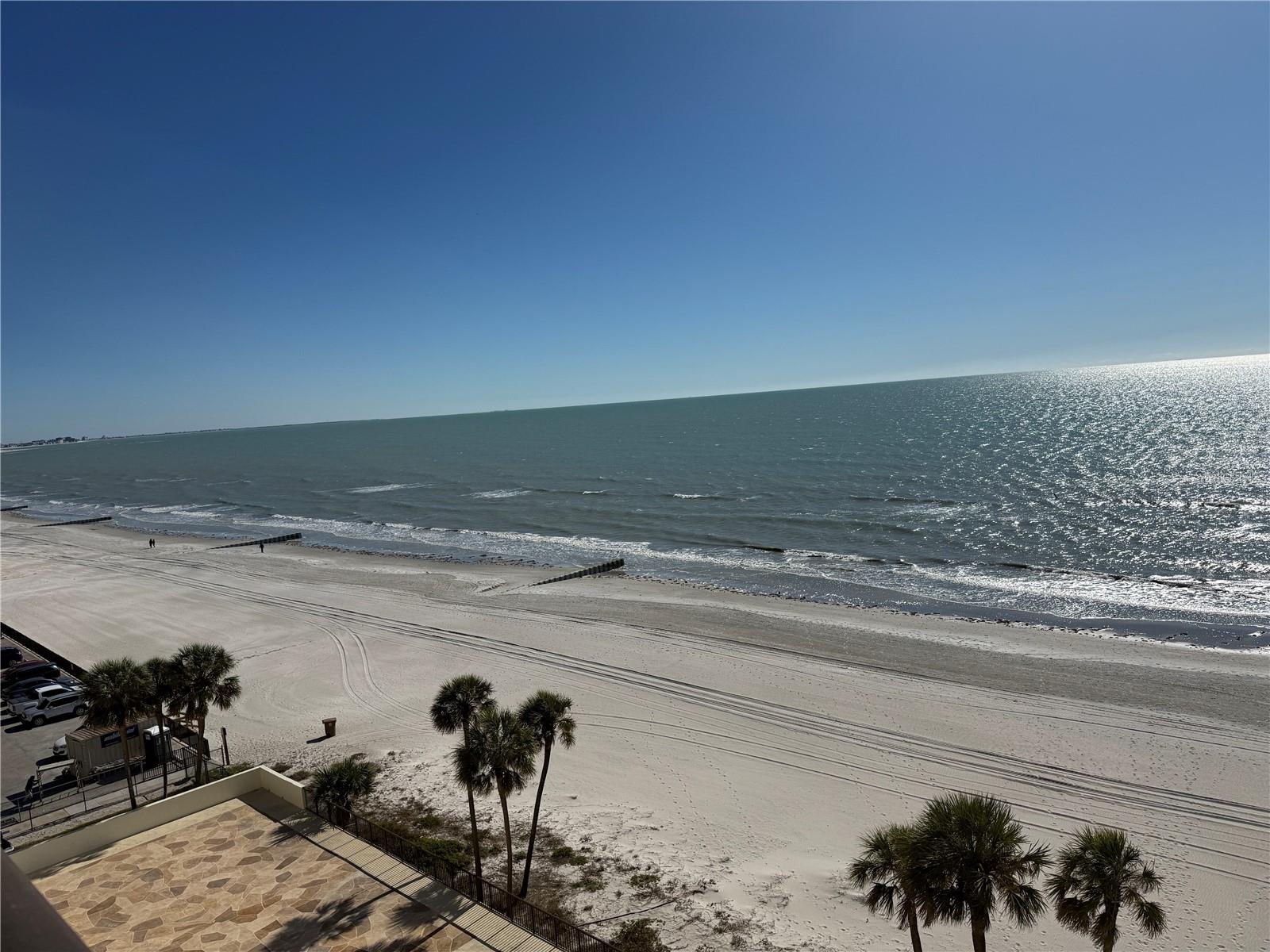 Image 29 of 35 For 14950 Gulf Boulevard 805