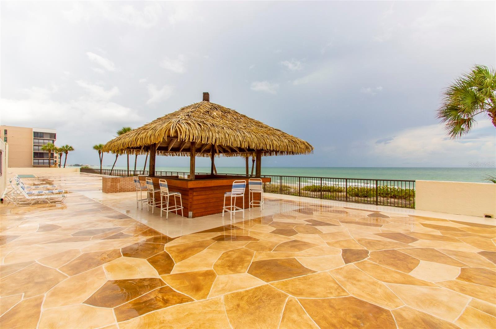 Image 7 of 35 For 14950 Gulf Boulevard 805