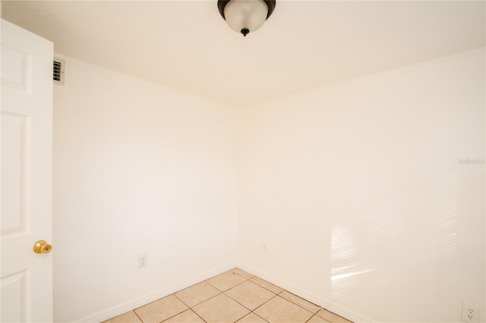 Image 21 of 34 For 7911 52nd Way N