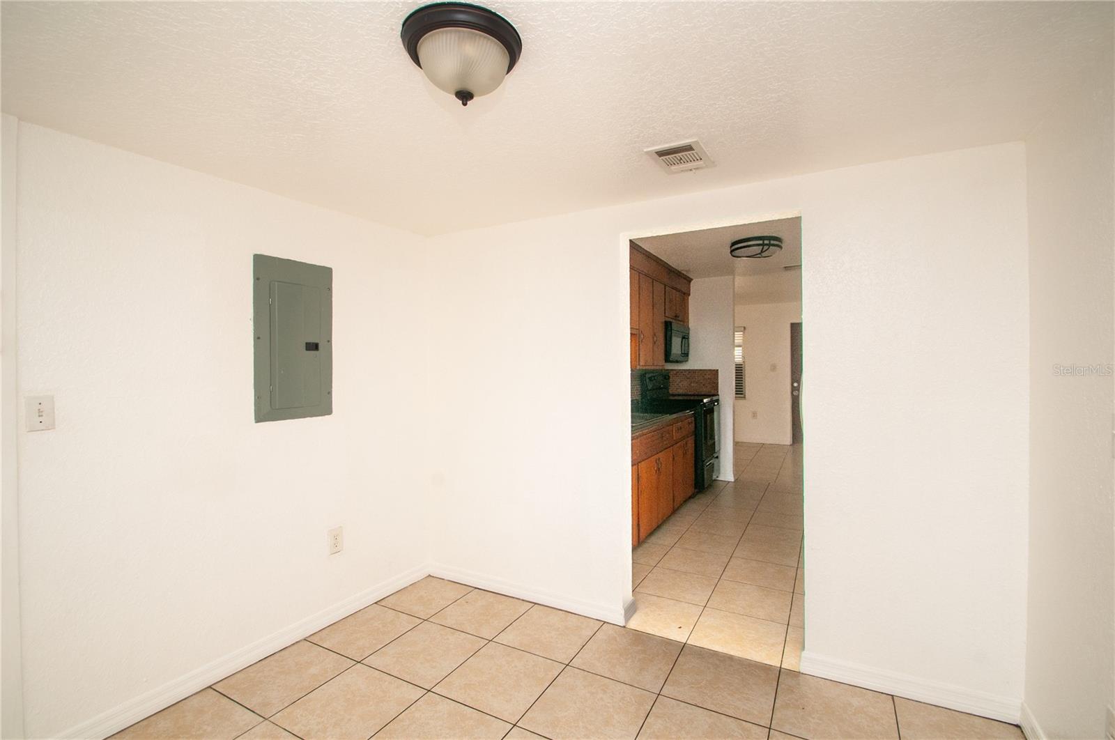 Image 25 of 34 For 7911 52nd Way N