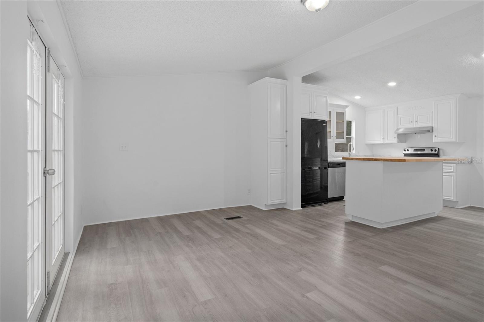 Image 14 of 32 For 7085 Toucan Trail